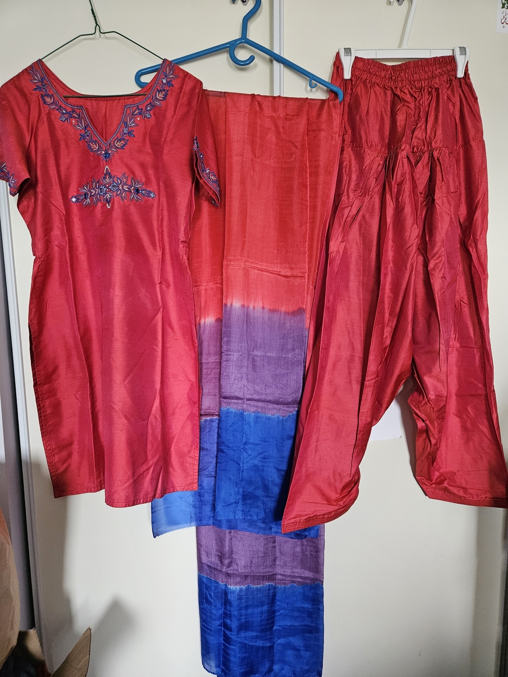 Red 3 piece Embroidered 100% silk Tunic Set with 100%  Blue-Purple tie dye Scarf